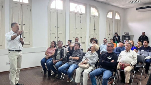 Café com Associados ACIANF abordou quais os caminhos para alcançar o sucesso financeiro